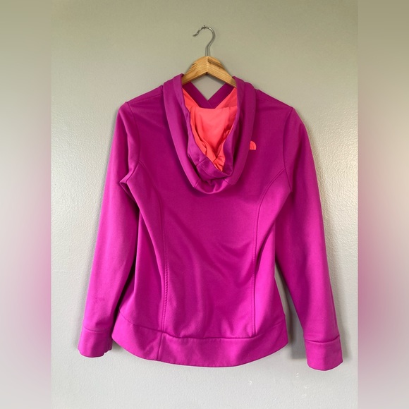 💕6 listings/$12💕 THE NORTH FACE hoodie - Picture 4 of 5